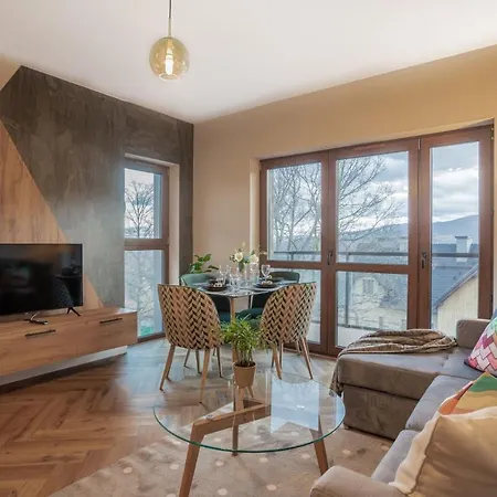 Apartament Park B11- Z Dostepem Do Basenu, Sauny, Jacuzzi, Silowni
